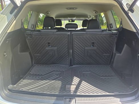Used 2021 Volkswagen Atlas SE FWD image 21
