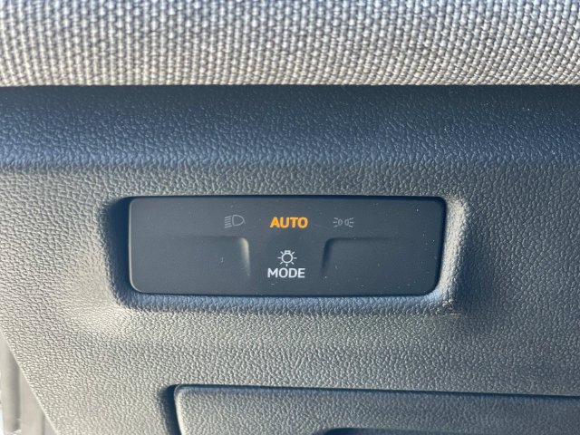 Used 2026 Volkswagen Tiguan S FWD image 19