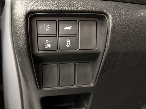 Used 2018 Honda CR-V Touring image 22