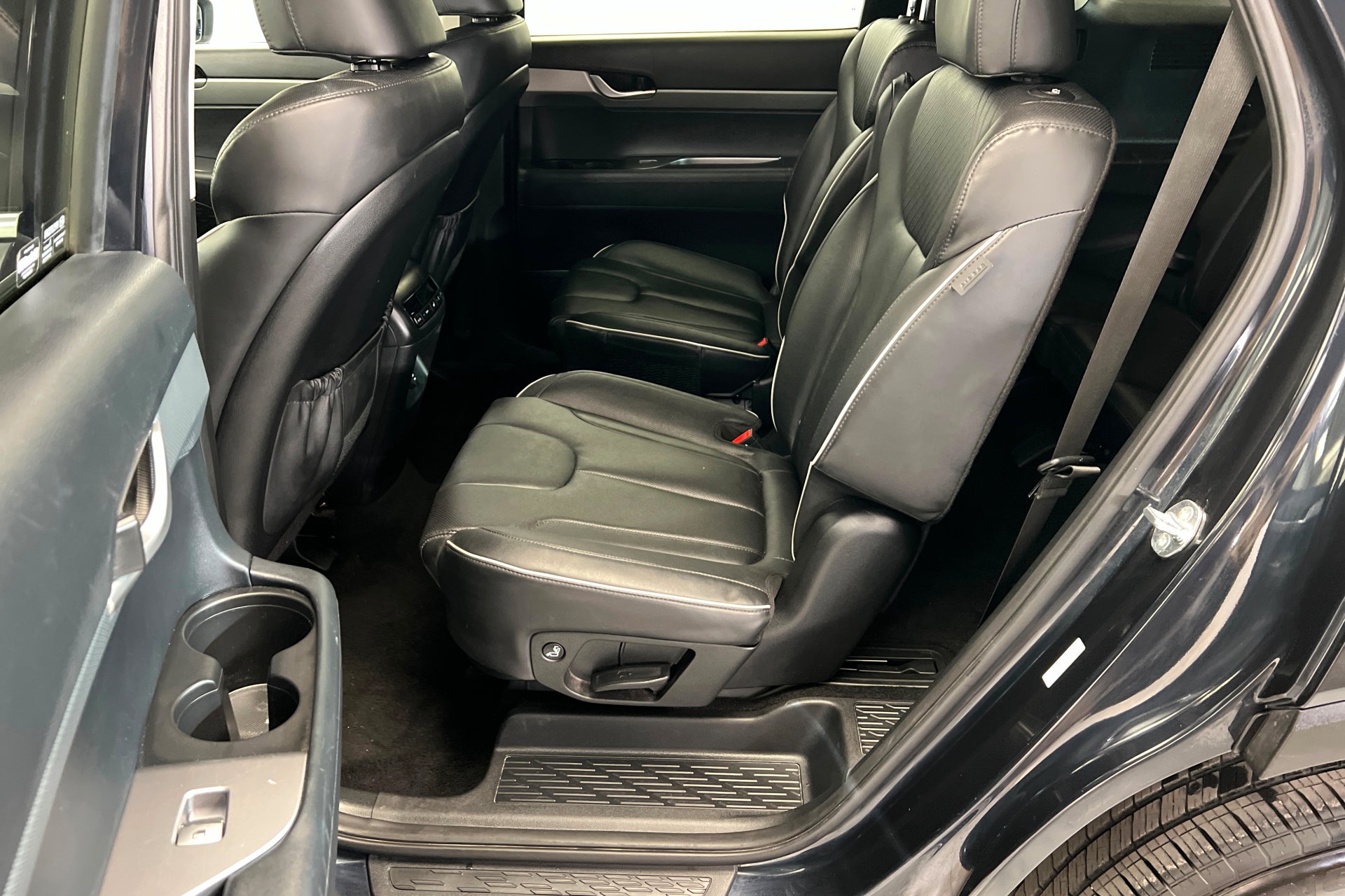 Used 2025 Hyundai Palisade SEL FWD image 22