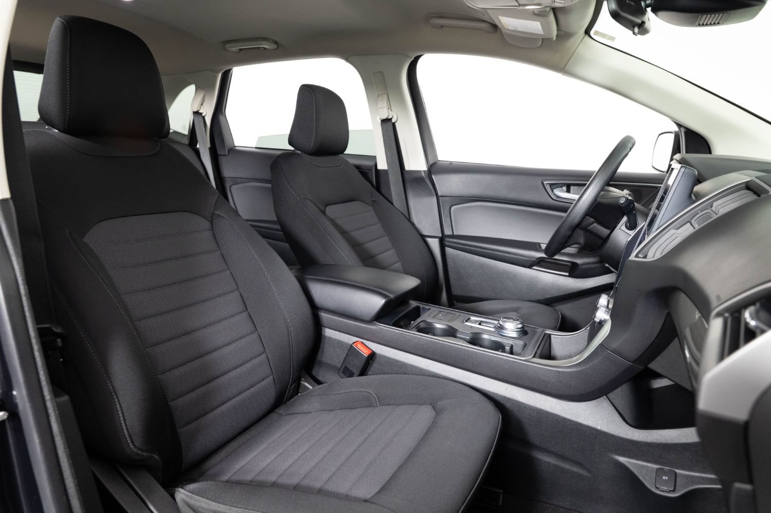 Used 2022 Ford Edge SE w/ Black Appearance Package AWD/4WD image 26