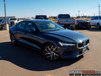Used 2020 Volvo S60 T5 Momentum