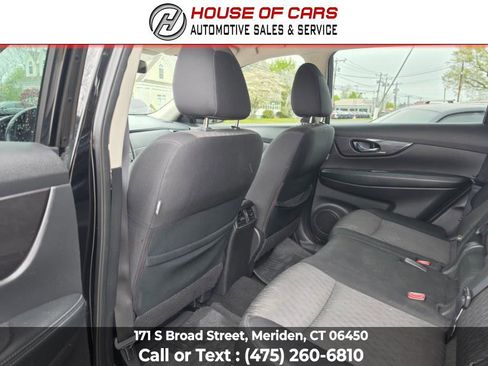 Used 2018 Nissan Rogue SV AWD/4WD image 36