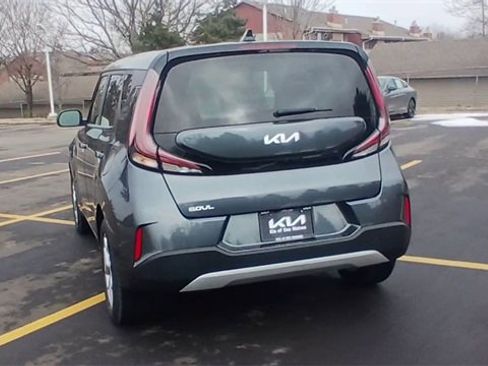 Certified 2023 Kia Soul LX w/ LX Technology Package image 9