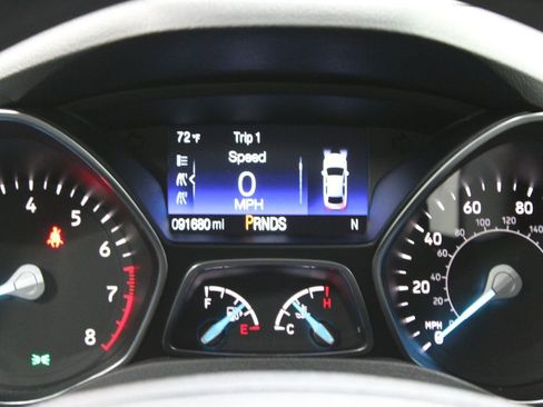 Used 2017 Ford Escape S image 17