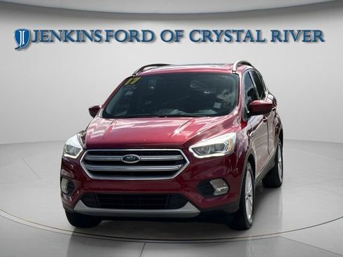 Used 2017 Ford Escape SE w/ SE Leather Comfort Package image 2