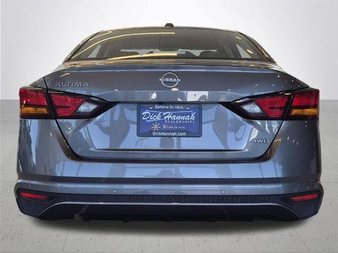 Certified 2025 Nissan Altima 2.5 SV AWD/4WD image 9