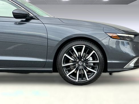 Certified 2025 Honda Accord Touring image 33