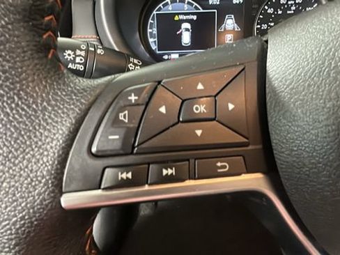 Used 2024 Nissan Kicks SR w/ SR Premium Package FWD image 15