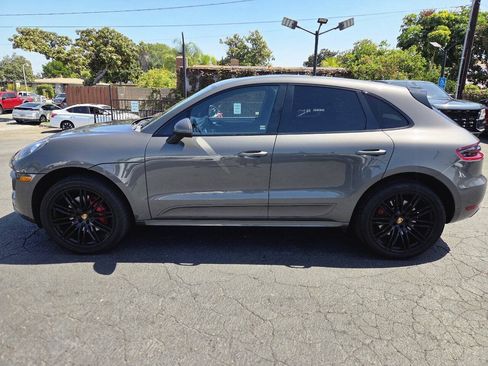 Used 2016 Porsche Macan Turbo AWD/4WD image 3