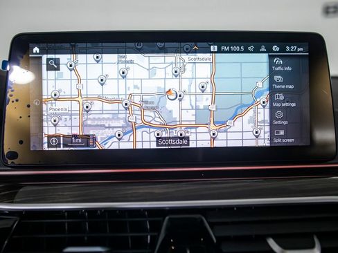 Used 2023 BMW 530i w/ Premium Package RWD image 32