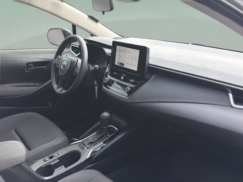 Used 2024 Toyota Corolla LE image 9