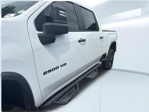 Used 2024 Chevrolet Silverado 2500 Custom w/ Custom Convenience Package AWD/4WD image 4