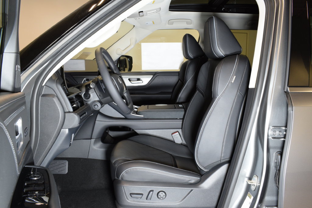New 2027 INFINITI QX80 Luxe w/ Cargo Package AWD/4WD image 11