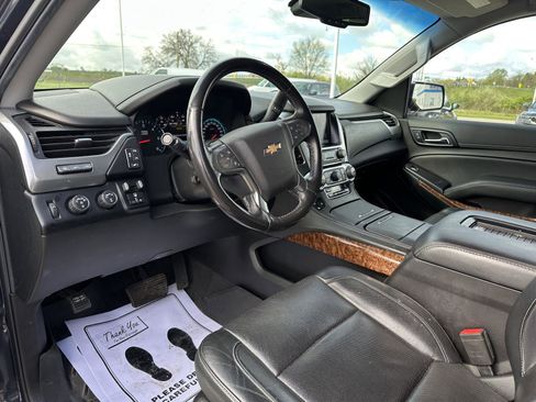 Used 2019 Chevrolet Suburban Premier w/ Max Trailering Package AWD/4WD image 21