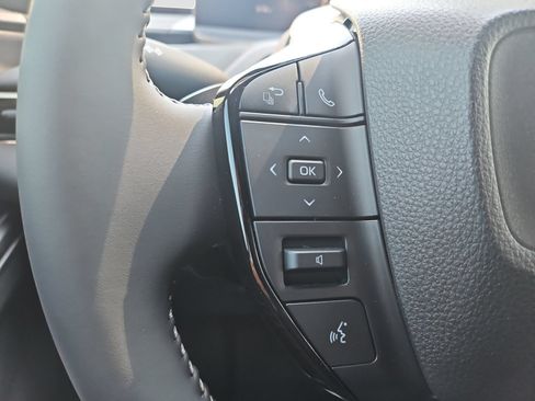 Used 2026 Toyota bZ FWD image 28