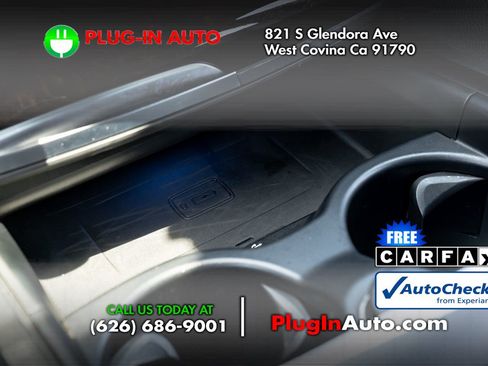 Used 2019 BMW 530e xDrive w/ Premium Package AWD/4WD image 28