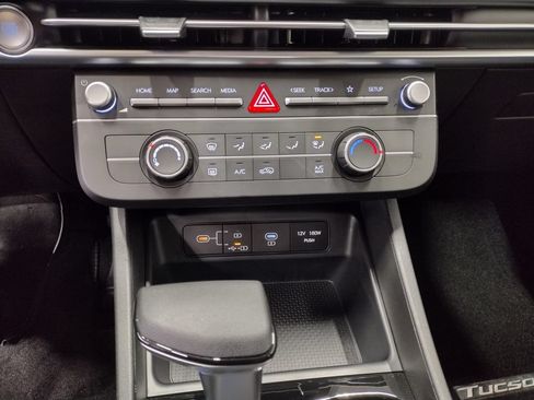 Used 2026 Hyundai Tucson SE AWD/4WD image 23