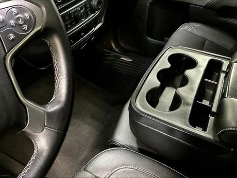 Used 2018 Chevrolet Silverado 1500 LT w/ LT Convenience Package image 18