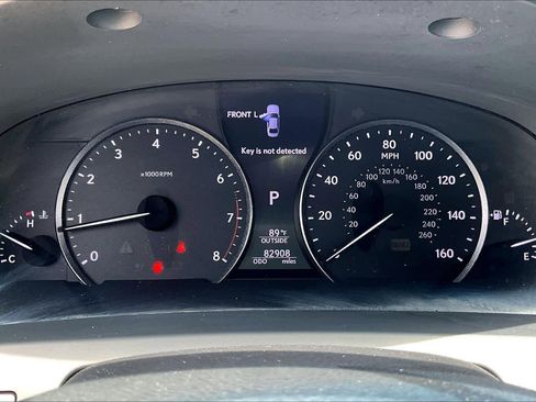 Used 2013 Lexus LS 460 w/ Comfort Pkg RWD image 23