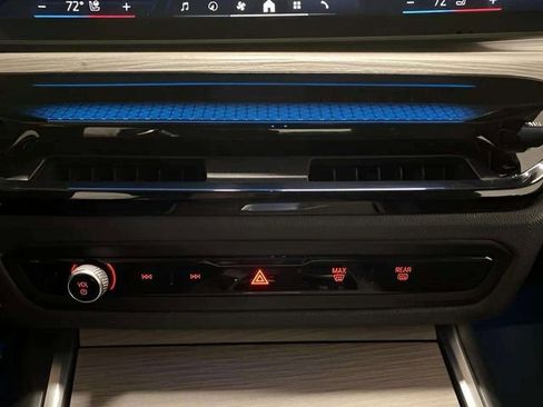 Used 2025 BMW 430i Convertible RWD image 55