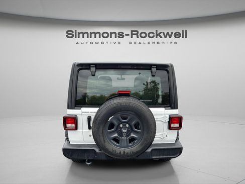 Used 2020 Jeep Wrangler Sport image 6