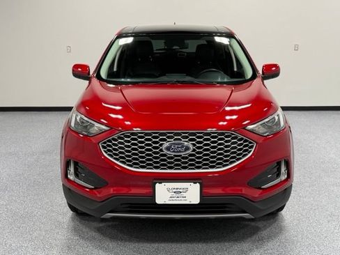 Certified 2023 Ford Edge SEL w/ Convenience Package AWD/4WD image 4
