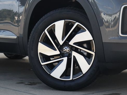 New 2026 Volkswagen Atlas SEL AWD/4WD image 3