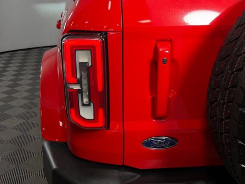 Used 2023 Ford Bronco Outer Banks AWD/4WD image 11