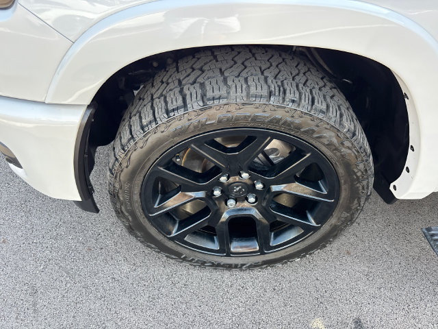 Used 2025 RAM 1500 Laramie w/ Night Edition AWD/4WD image 32