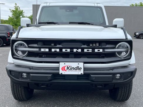 New 2026 Ford Bronco Outer Banks AWD/4WD image 2