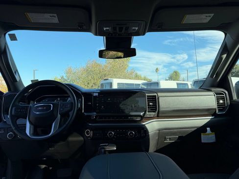 Used 2026 GMC Sierra 1500 Elevation w/ Elevation Premium Package AWD/4WD image 11