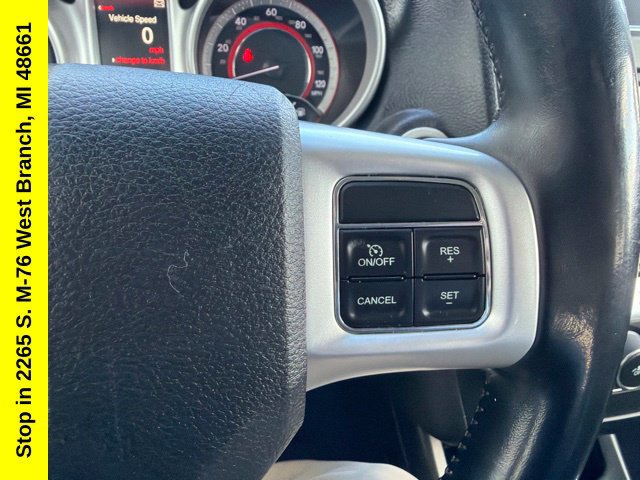 Used 2020 Dodge Journey SE w/ SE Popular Equipment Group FWD image 38