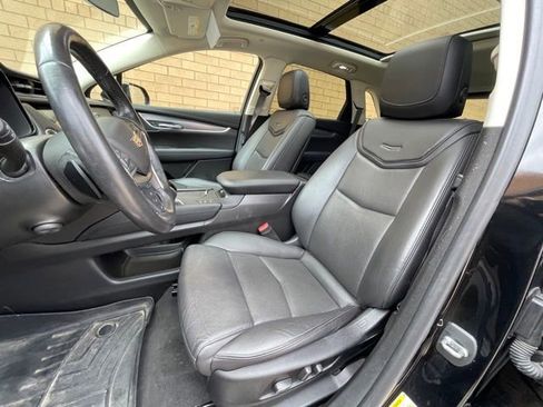 Used 2019 Cadillac XT5 Luxury AWD/4WD image 10