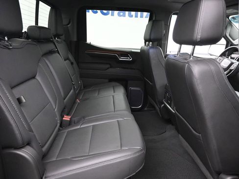 Certified 2023 GMC Sierra 1500 Denali w/ Denali Reserve Package image 9