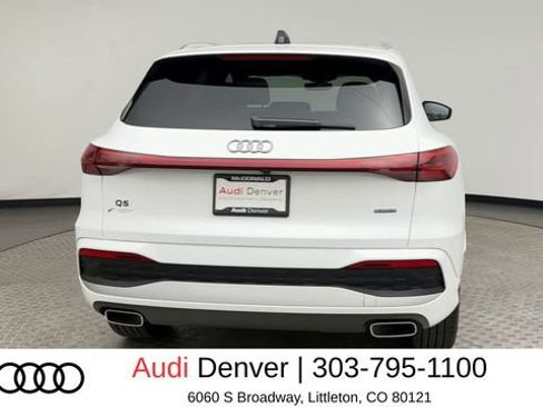 Used 2025 Audi Q5 Premium w/ 19" Wheel Package AWD/4WD image 3