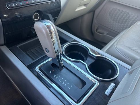 Used 2013 Ford Expedition EL Limited image 19