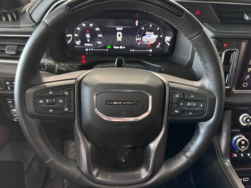 Certified 2023 GMC Yukon Denali Ultimate image 14