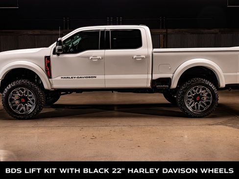 Used 2025 Ford F250 Lariat w/ Lariat Ultimate Package image 5