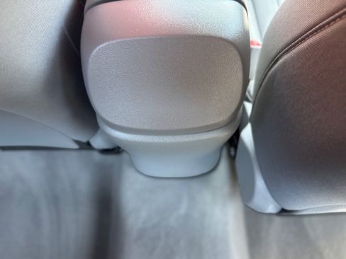 Used 2022 Hyundai Elantra SEL FWD image 22