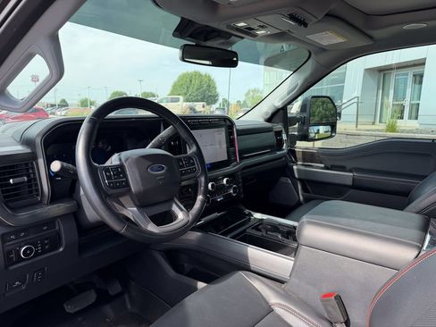 Used 2024 Ford F250 Lariat w/ Lariat Ultimate Package AWD/4WD image 9