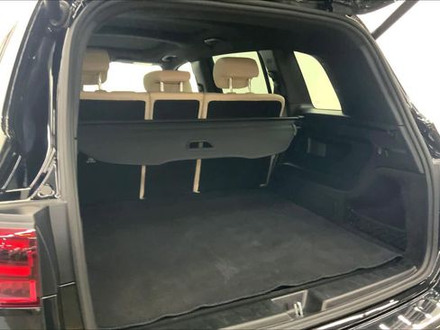 Used 2025 Mercedes-Benz GLB 250 image 15