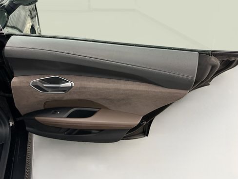 Used 2022 Audi e-tron GT Premium Plus image 33