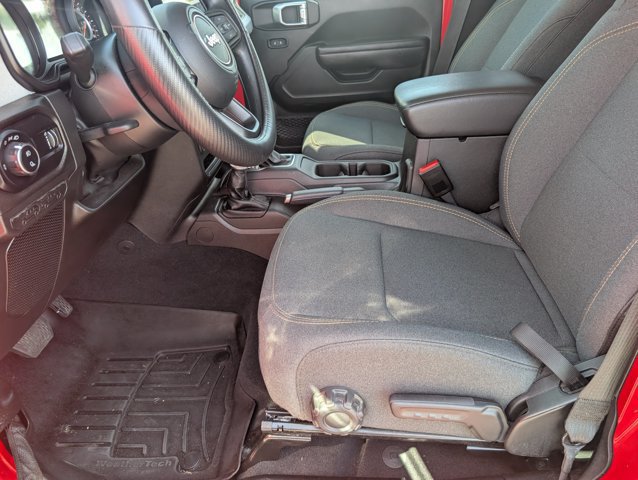 Used 2025 Jeep Gladiator Sport AWD/4WD image 14