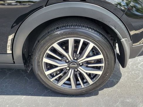 Used 2023 Nissan Kicks SV FWD image 7
