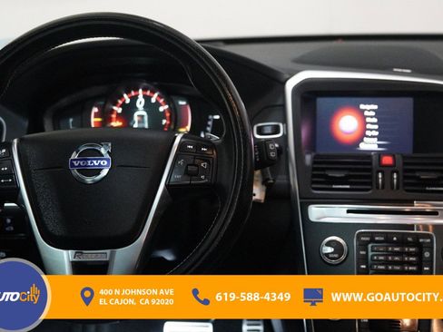 Used 2017 Volvo XC60 T6 R-Design w/ Climate Package image 5