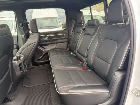 New 2026 RAM 1500 Laramie AWD/4WD image 18