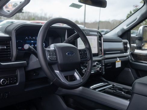 New 2026 Ford F250 Lariat w/ Chrome Package AWD/4WD image 21