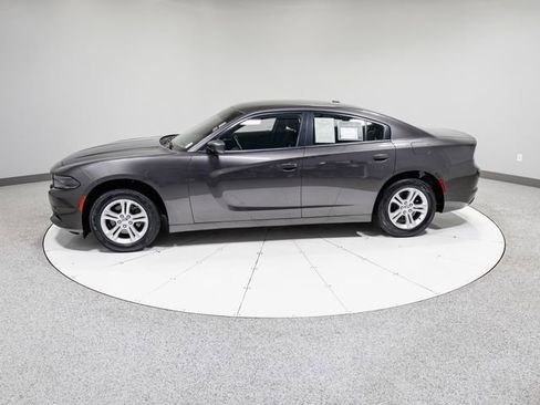 Used 2020 Dodge Charger SXT image 32