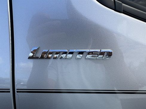 Used 2023 Toyota Tacoma Limited image 43